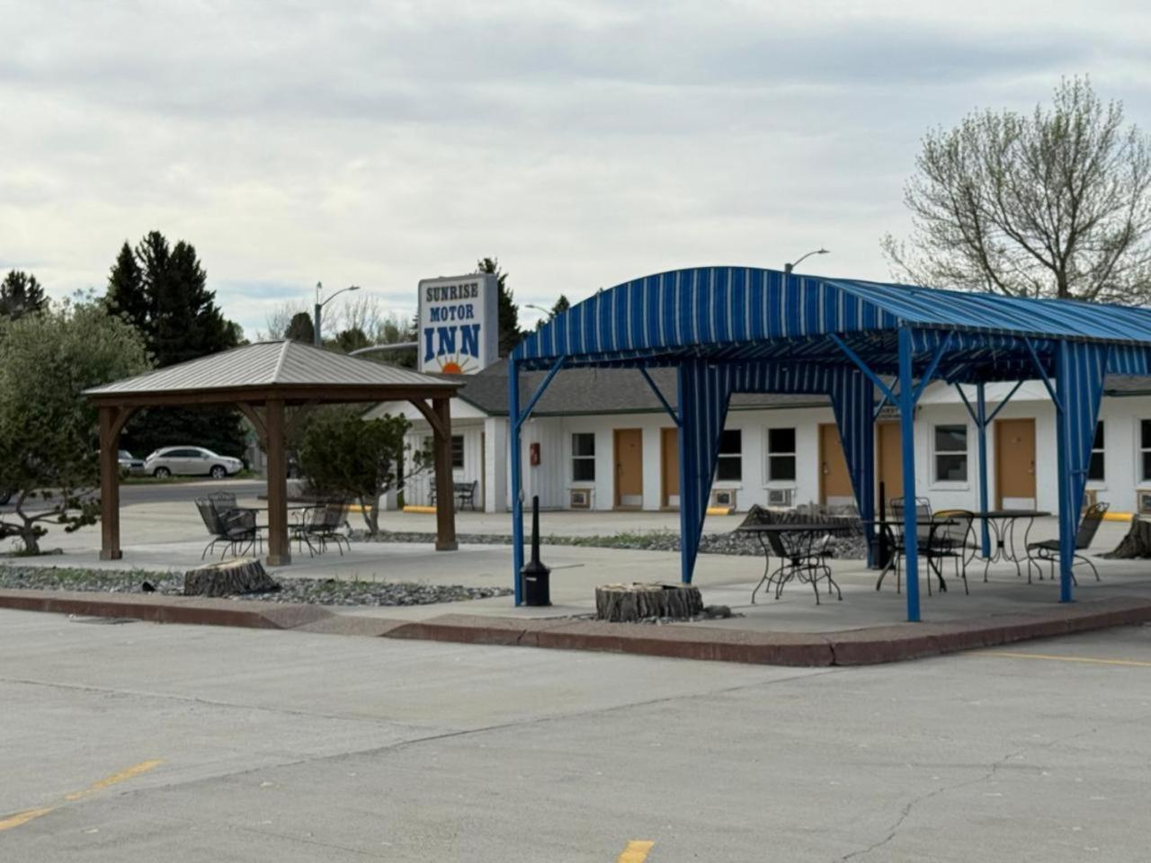 Sunrise Motor Inn Cody Extérieur photo