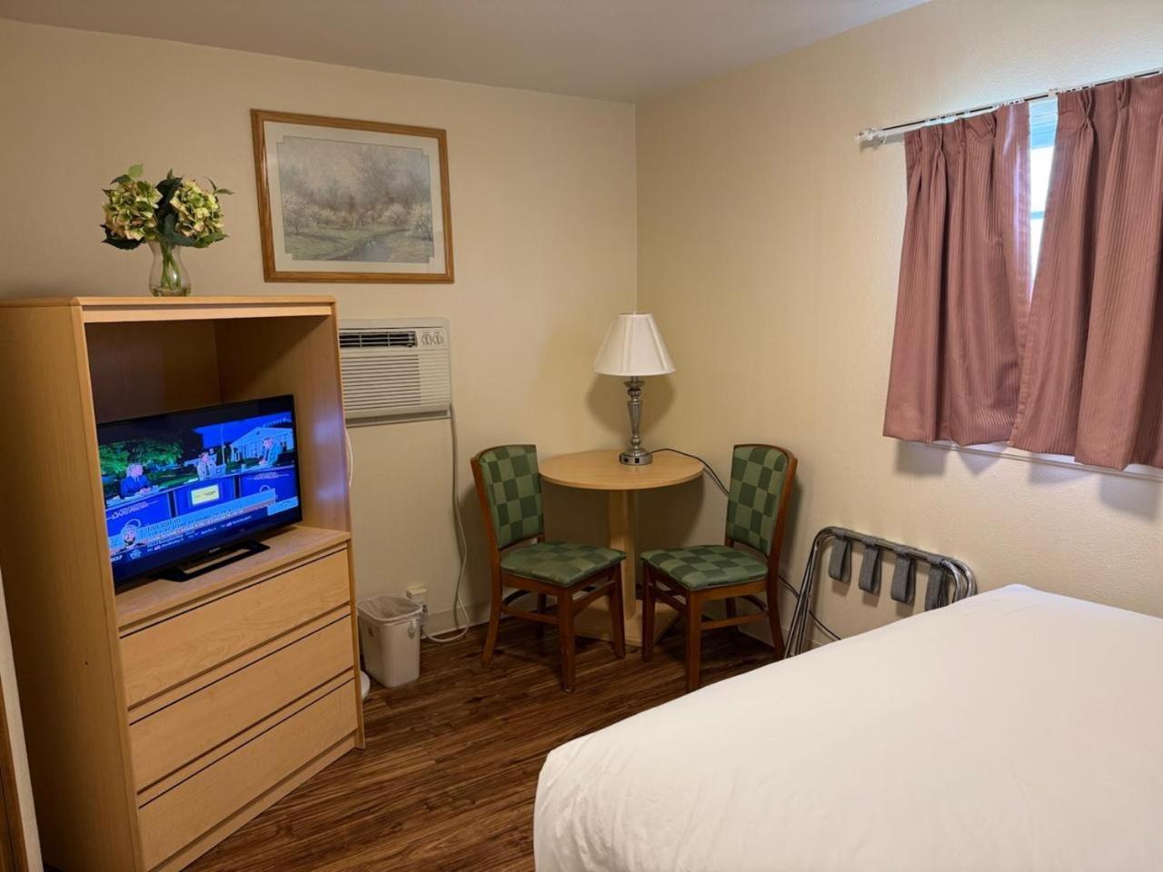 Sunrise Motor Inn Cody Extérieur photo