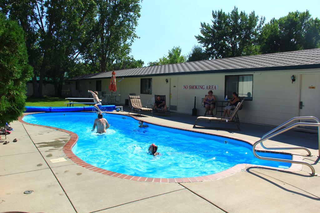 Sunrise Motor Inn Cody Extérieur photo