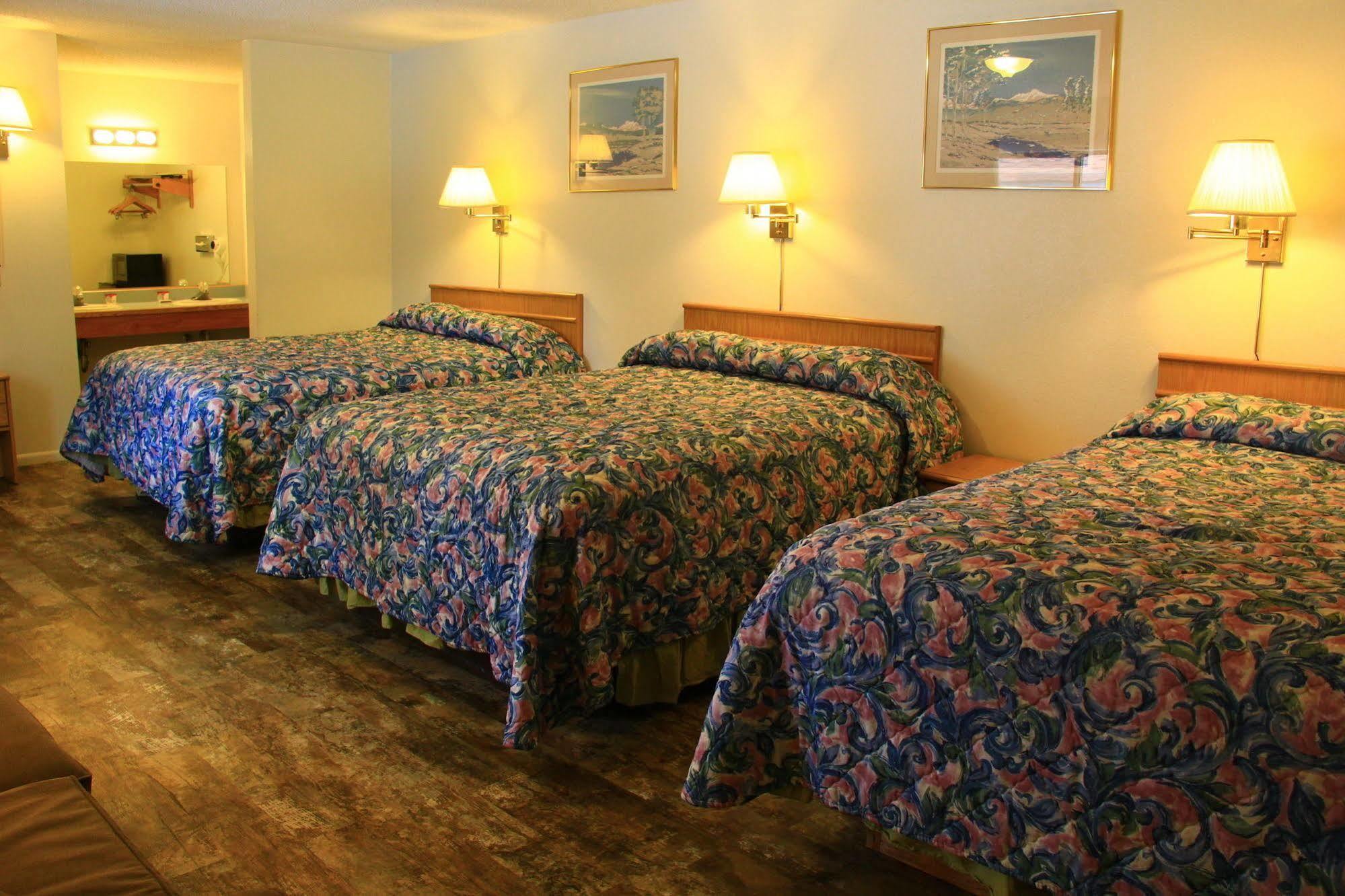 Sunrise Motor Inn Cody Extérieur photo